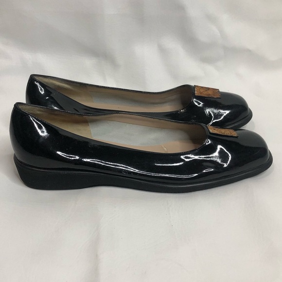 Salvatore Ferragamo Womens Shoes - Picture 2 of 5